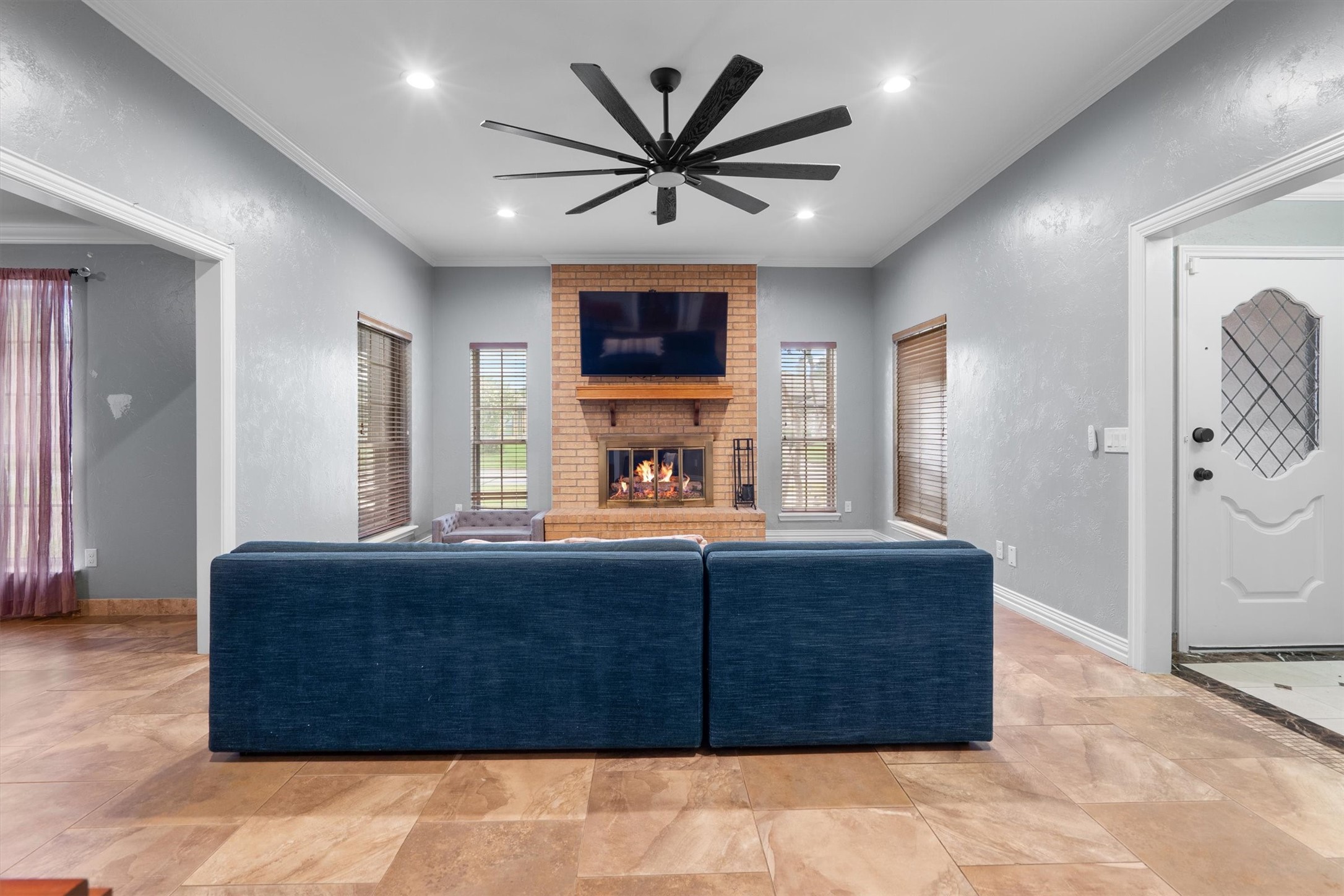 2214 Valley Mill Carrollton TX 75006
