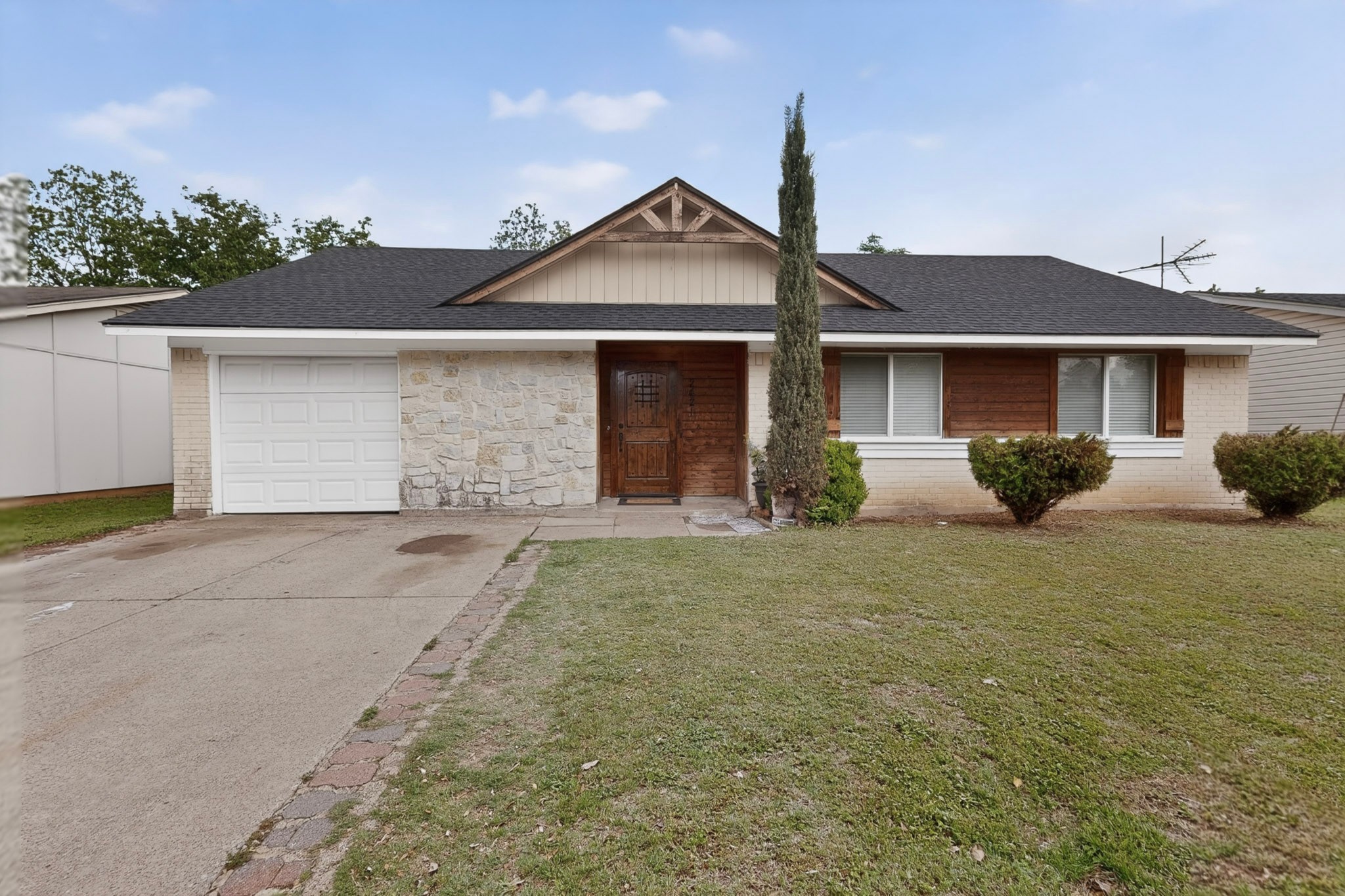 2421 Harbor Trail Irving TX 75060