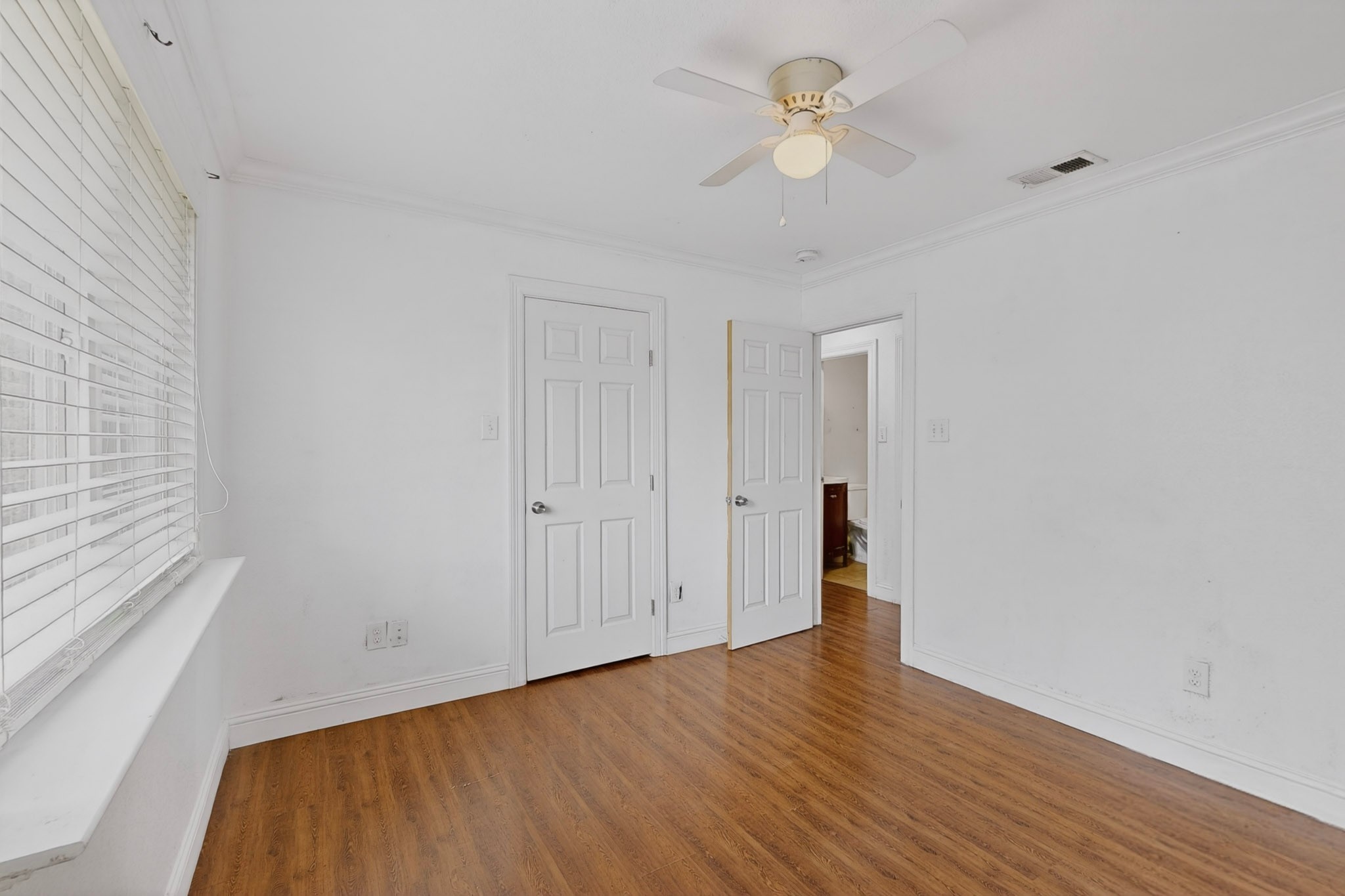 2421 Harbor Trail Irving TX 75060
