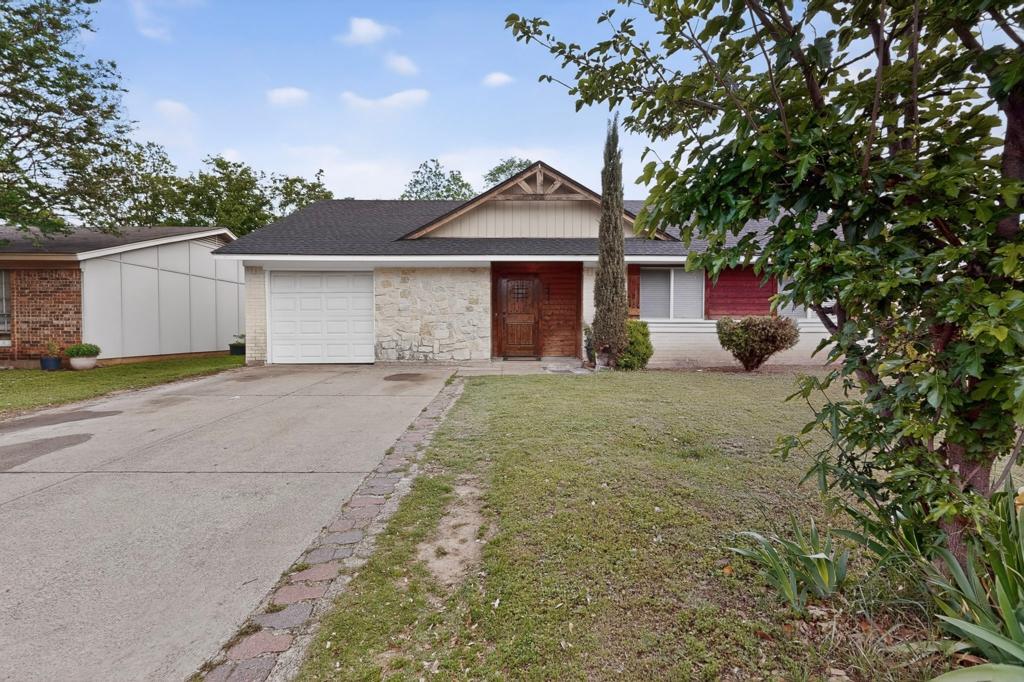 2421 Harbor Trail Irving TX 75060