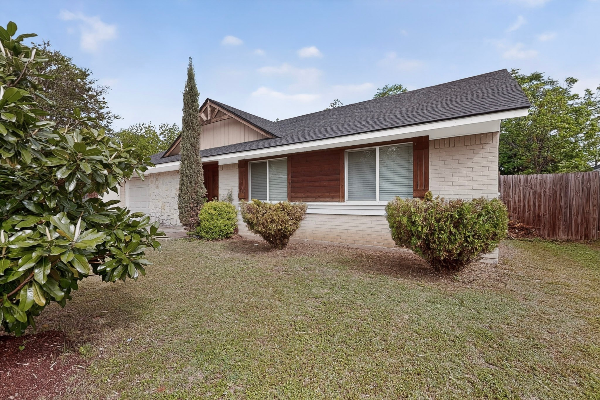 2421 Harbor Trail Irving TX 75060