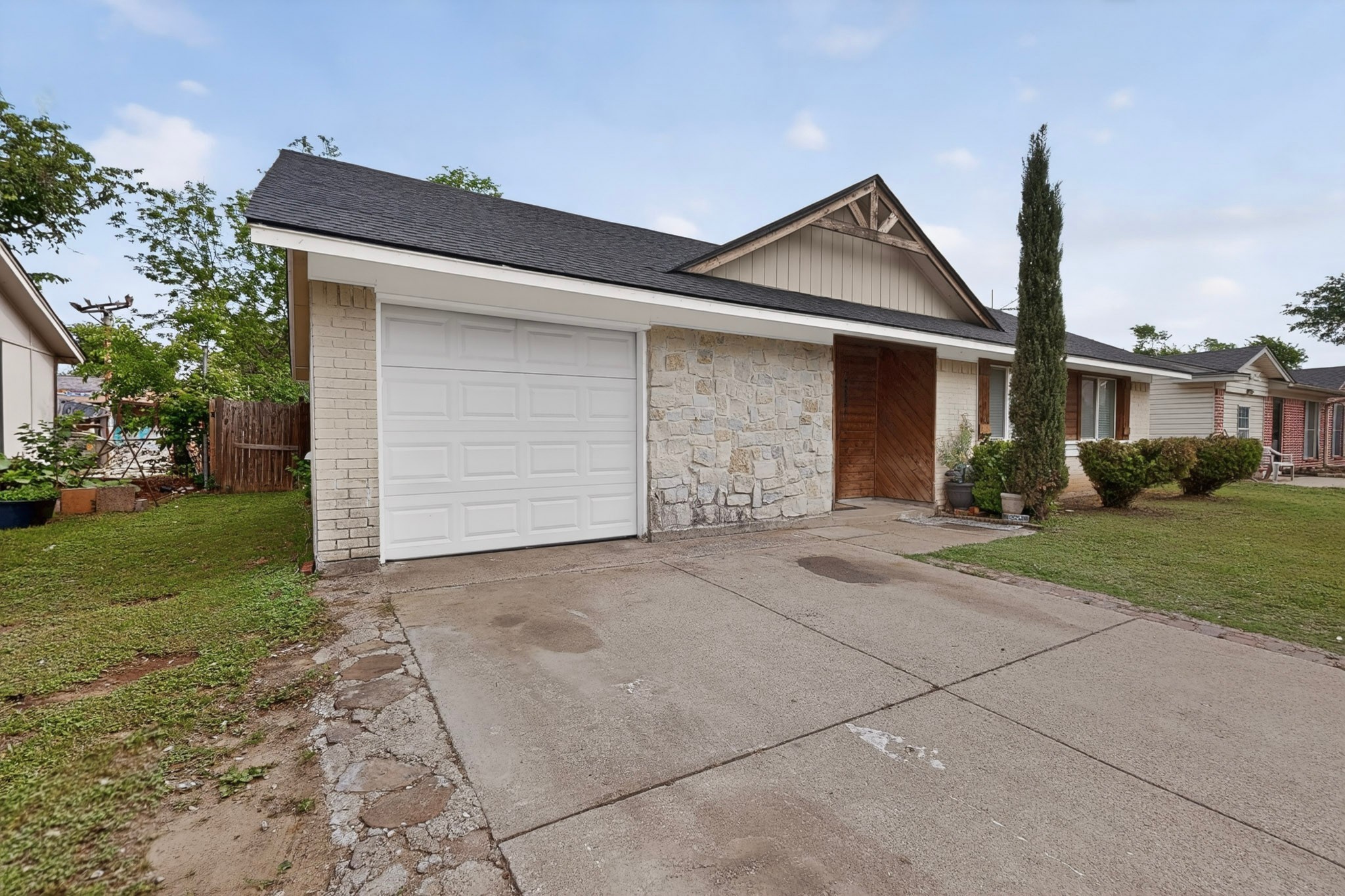 2421 Harbor Trail Irving TX 75060