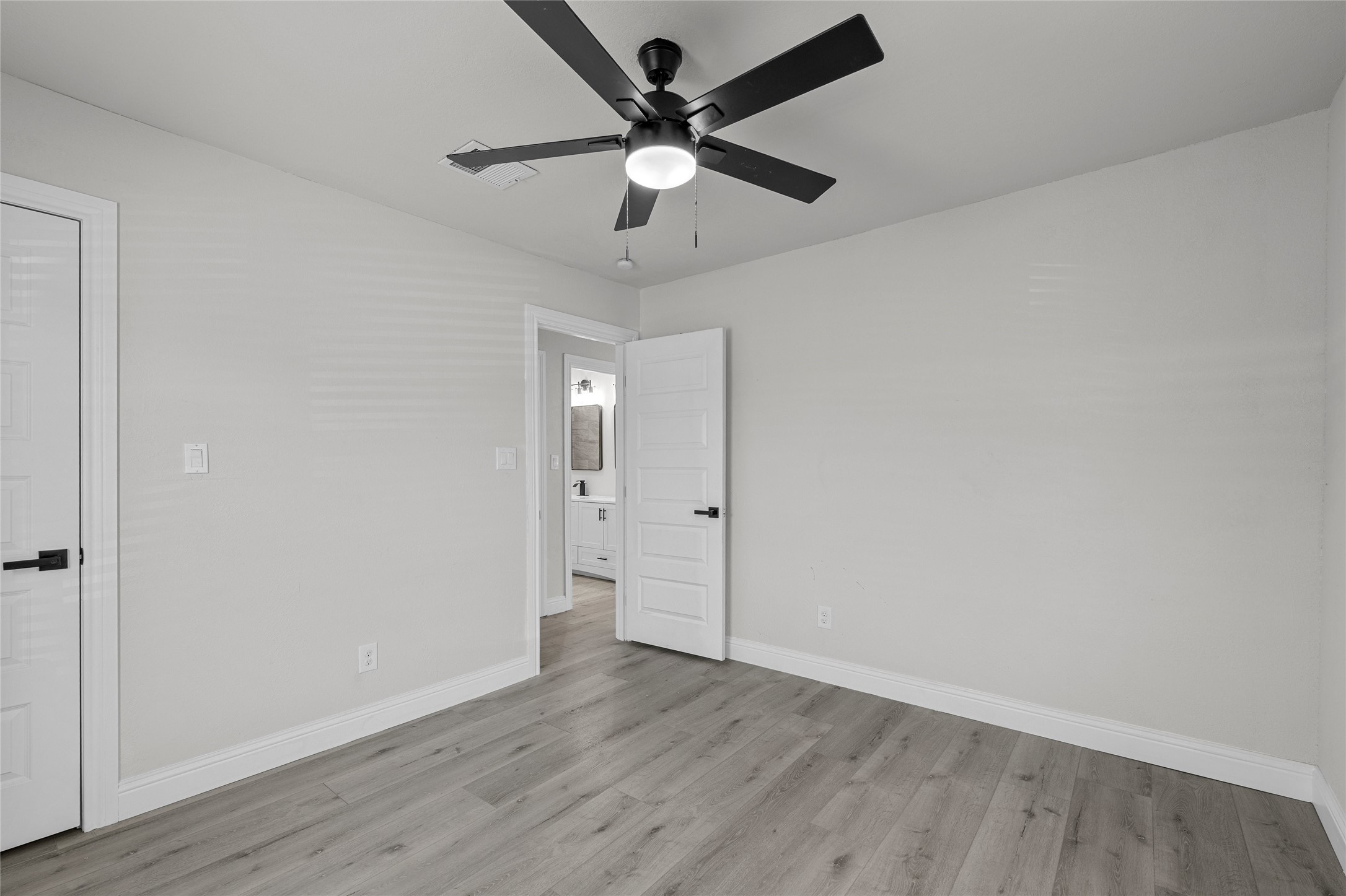 3530 Bluebird Street Bellmead TX 76705