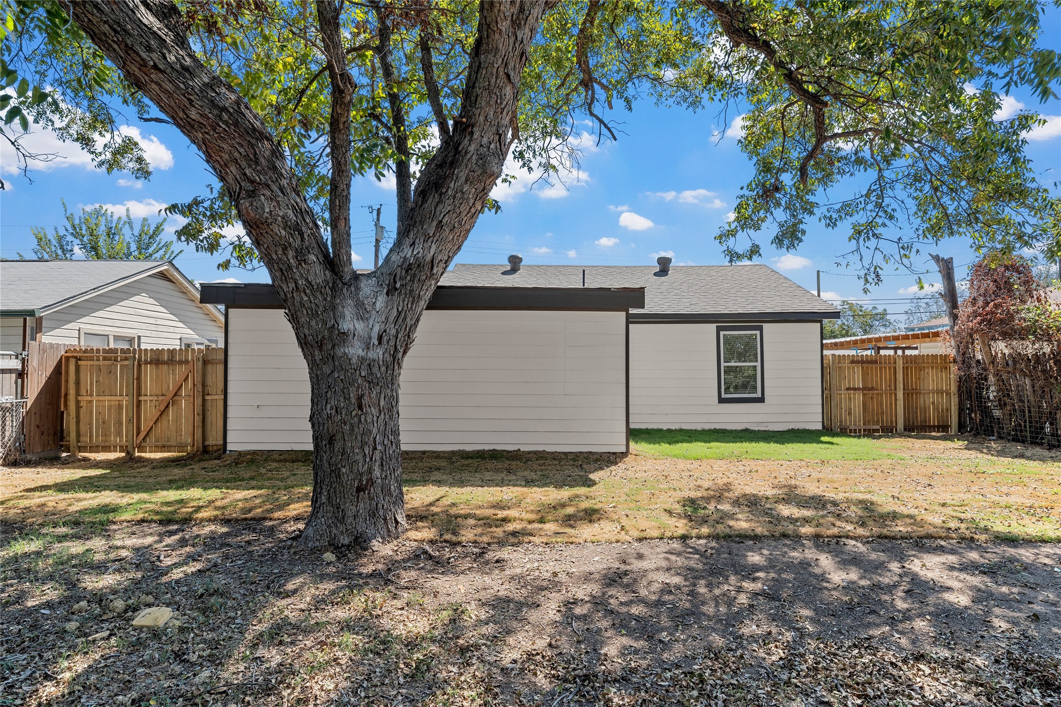 3530 Bluebird Street Bellmead TX 76705