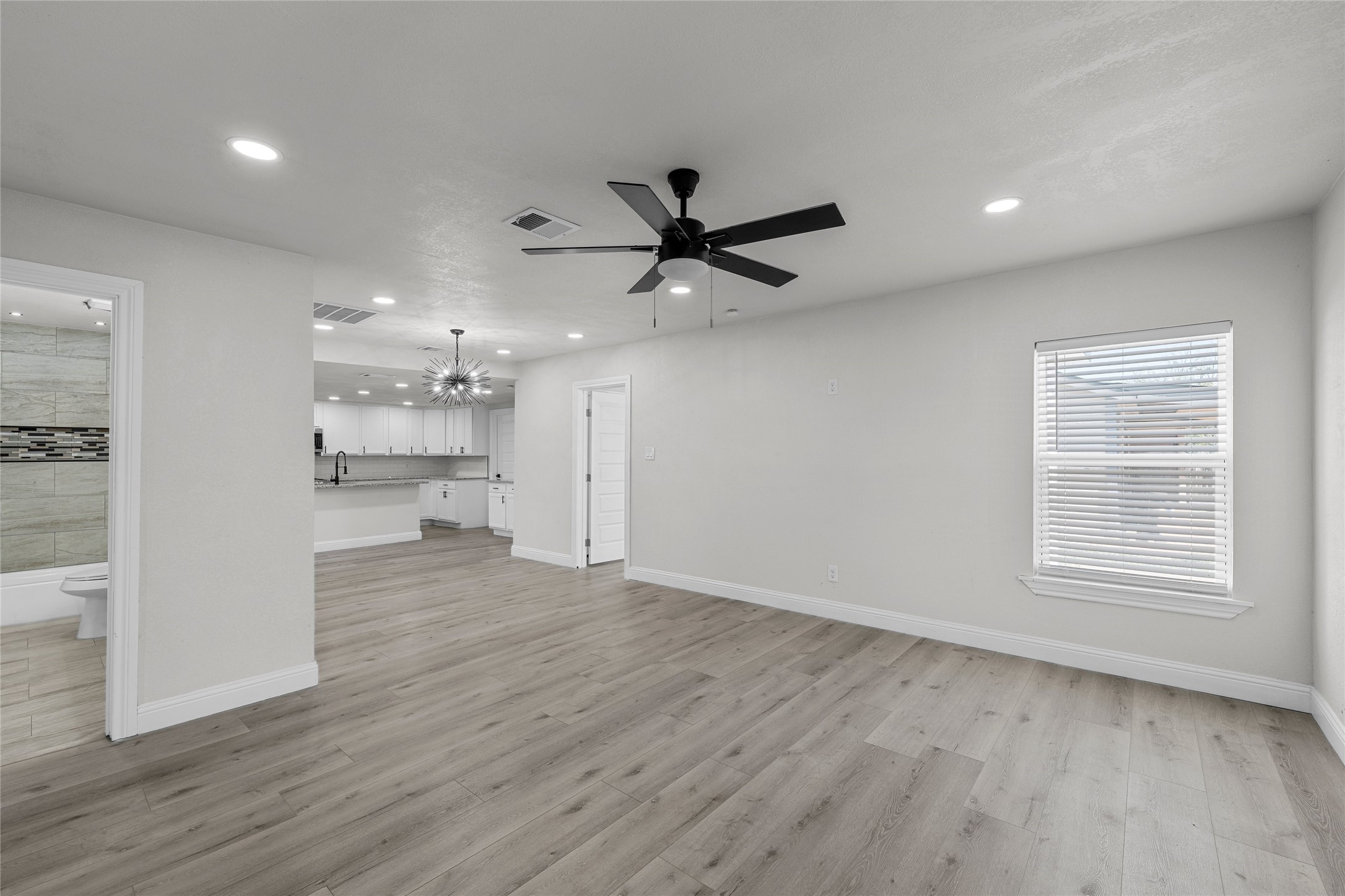 3530 Bluebird Street Bellmead TX 76705