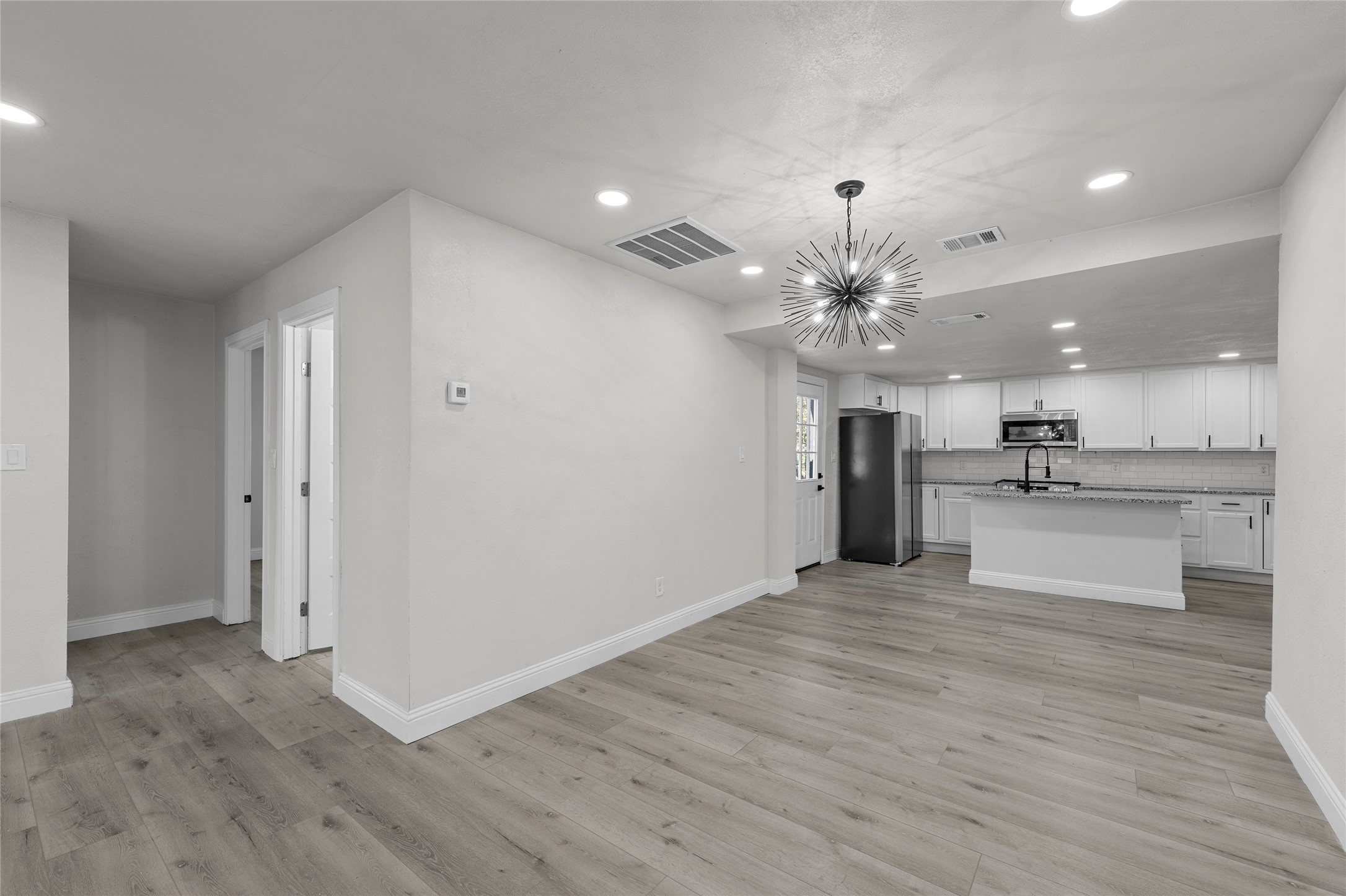 3530 Bluebird Street Bellmead TX 76705