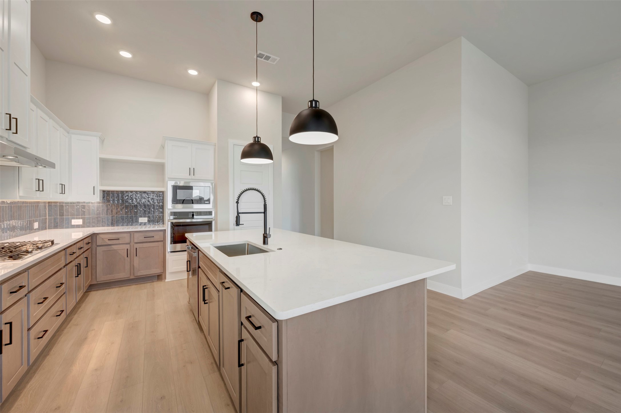 7836 Pondview Lane Fort Worth TX 76123
