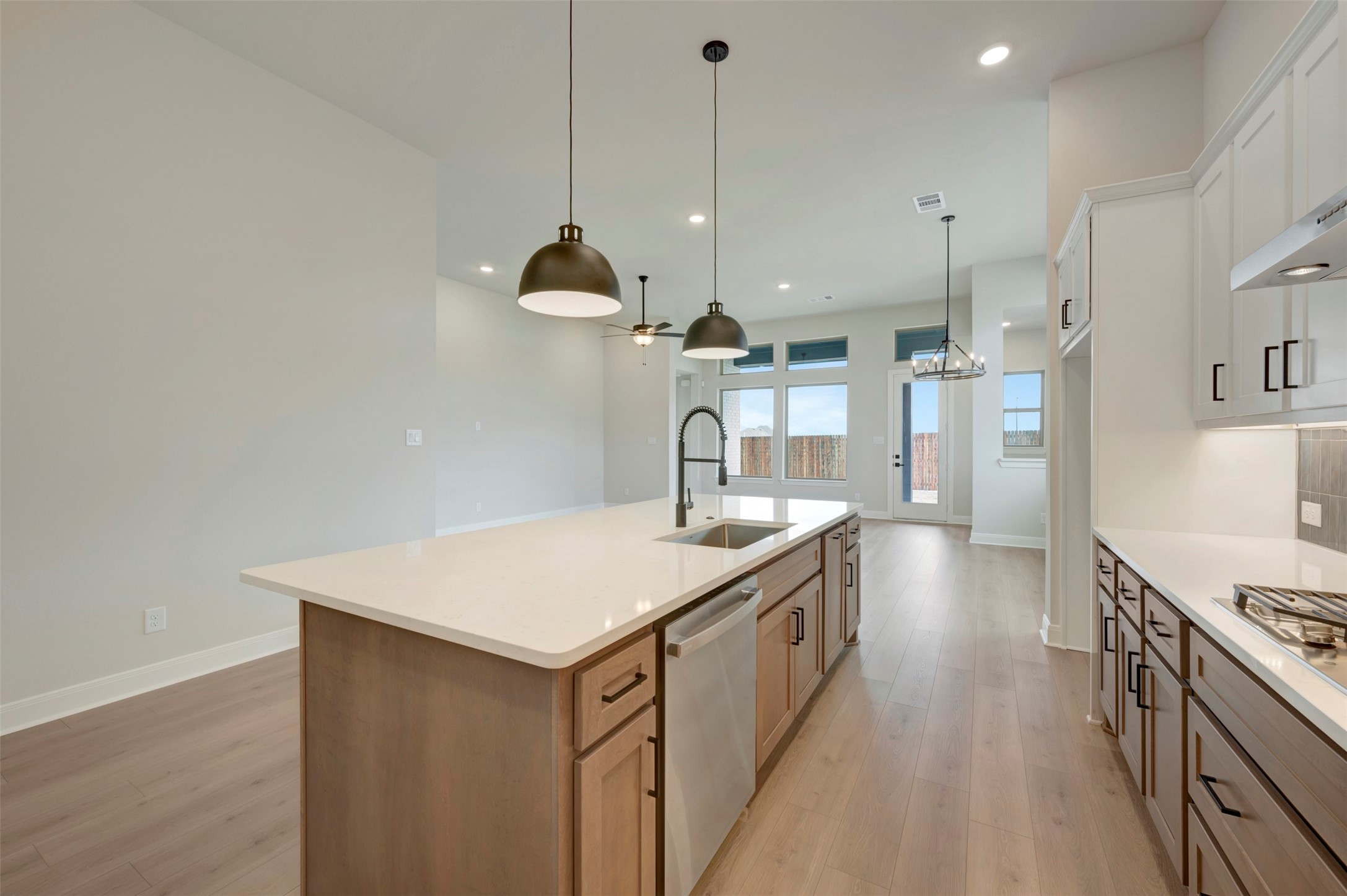 7836 Pondview Lane Fort Worth TX 76123