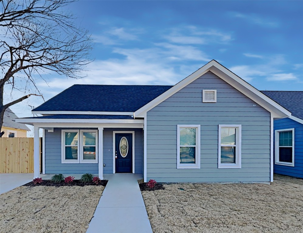1008 E Leuda Street Fort Worth TX 76104