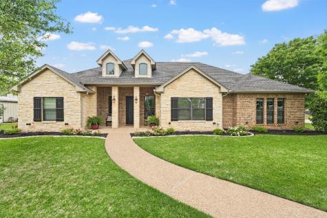 1013 N Reagan Street West TX 76691