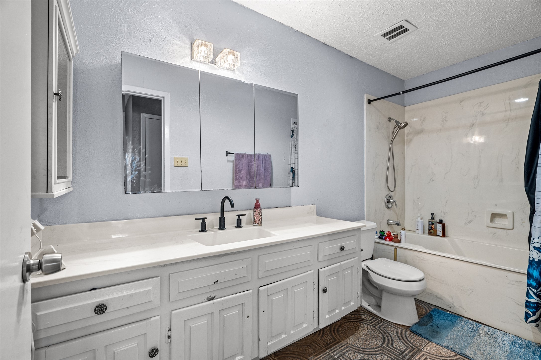 2837 Corrida Court Grand Prairie TX 75052