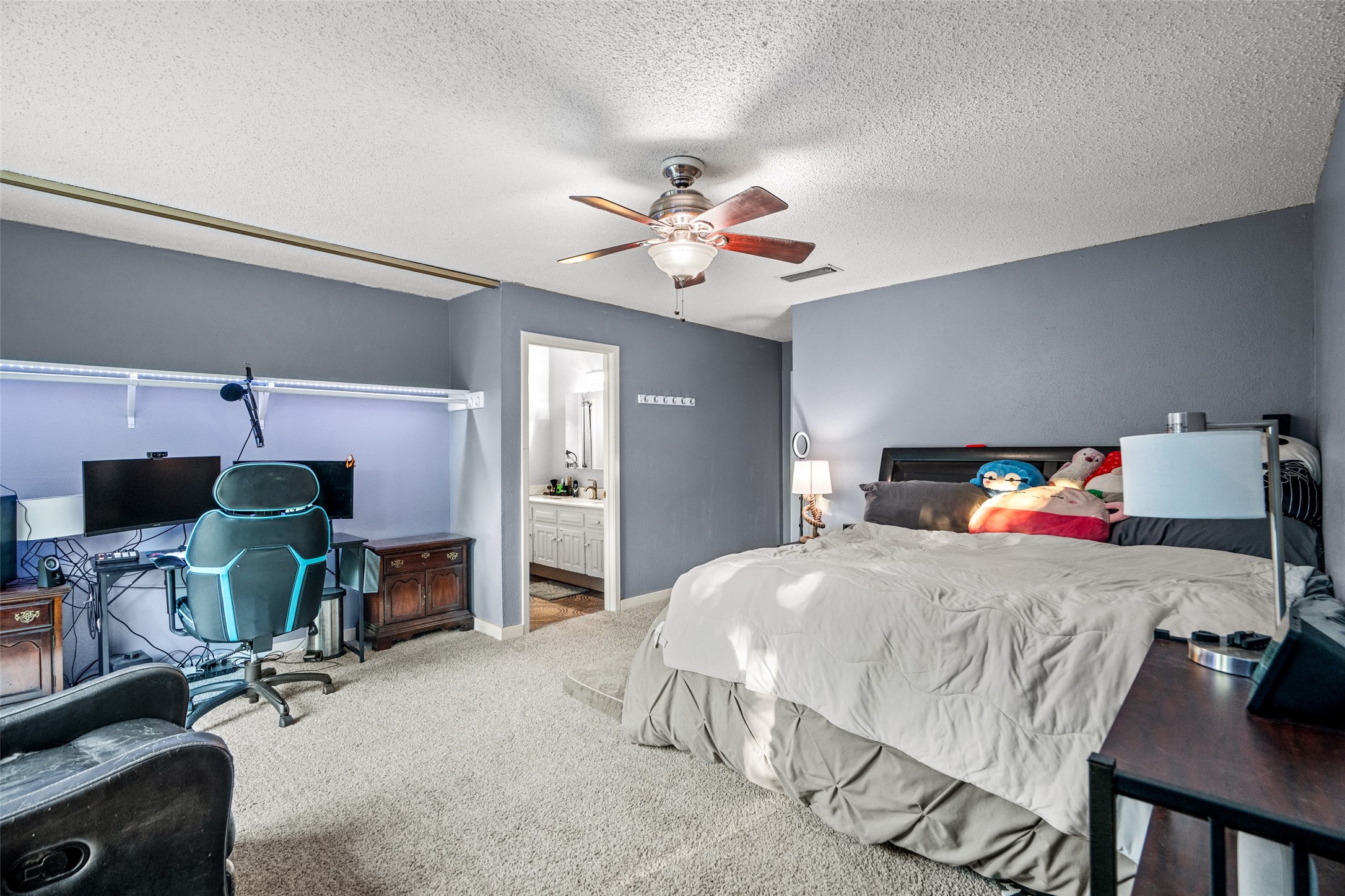 2837 Corrida Court Grand Prairie TX 75052