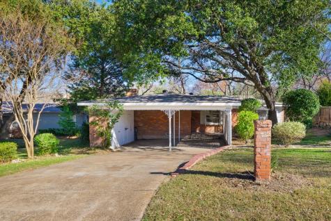 2203 Forest Oaks Drive Dallas TX 75228