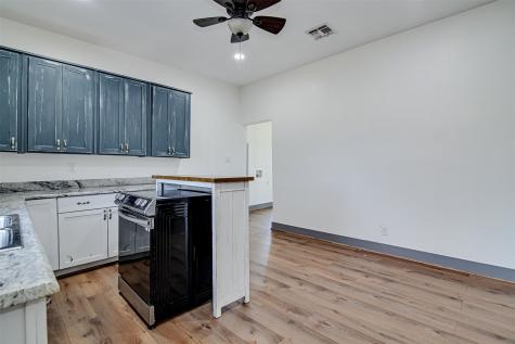 801 S Hampton Road Crowley TX 76036