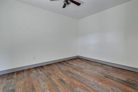 801 S Hampton Road Crowley TX 76036