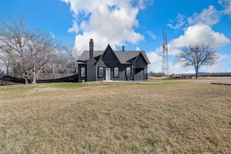 801 S Hampton Road Crowley TX 76036