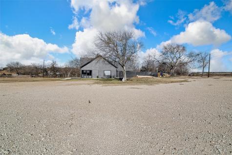 801 S Hampton Road Crowley TX 76036