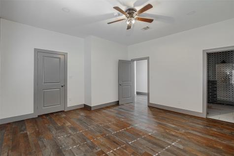 801 S Hampton Road Crowley TX 76036