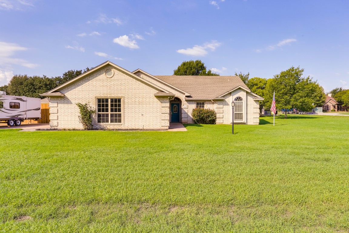 3200 Leatherwood Court Granbury TX 76049