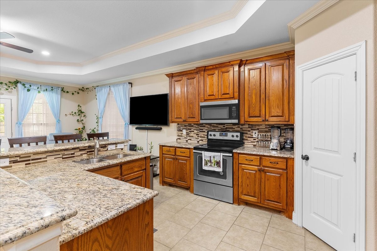 502 Ritchey Street Gainesville TX 76240