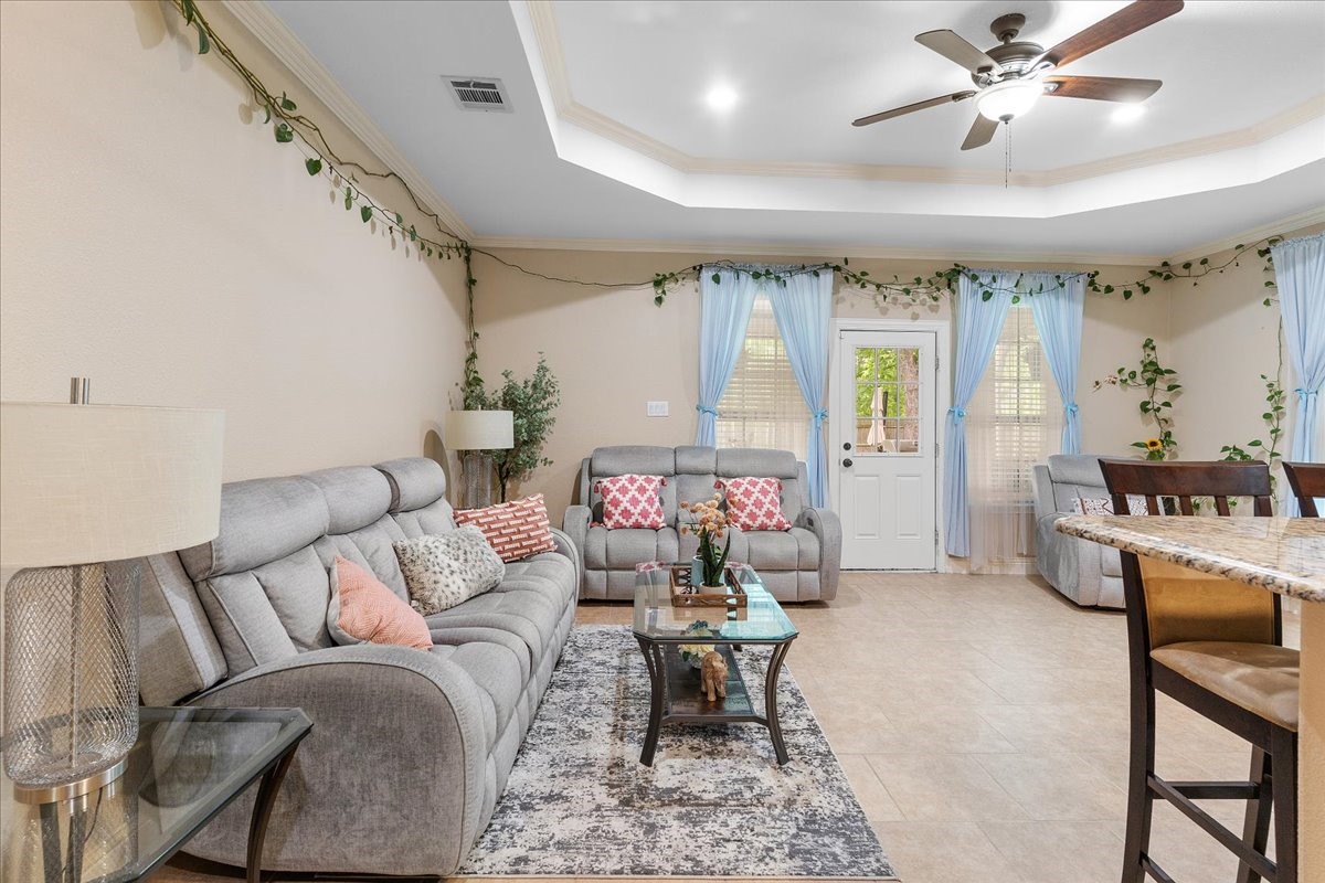 502 Ritchey Street Gainesville TX 76240