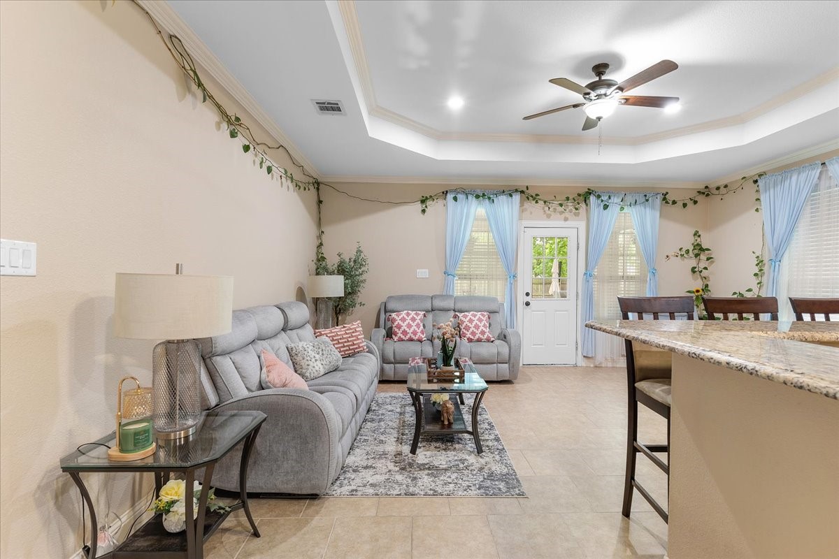 502 Ritchey Street Gainesville TX 76240