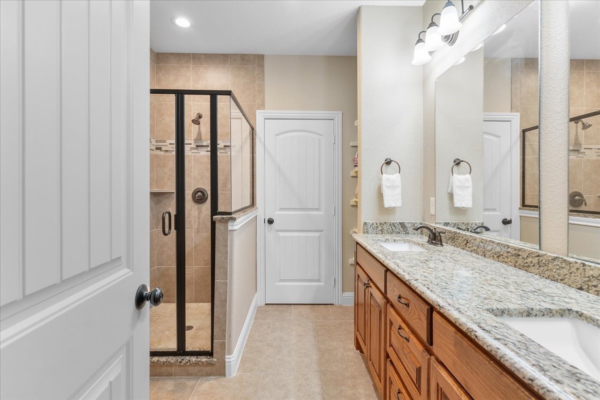 502 Ritchey Street Gainesville TX 76240