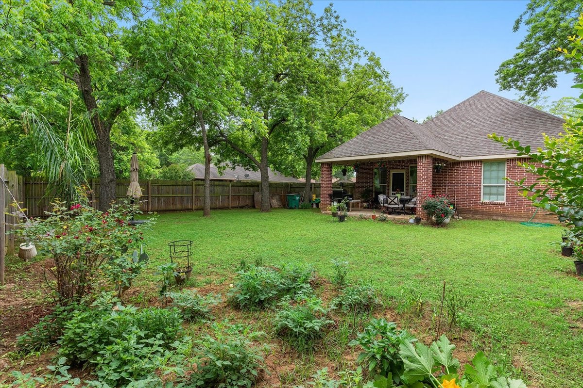 502 Ritchey Street Gainesville TX 76240