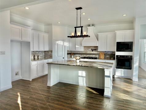 107 Rock Salt Court Springtown TX 76082