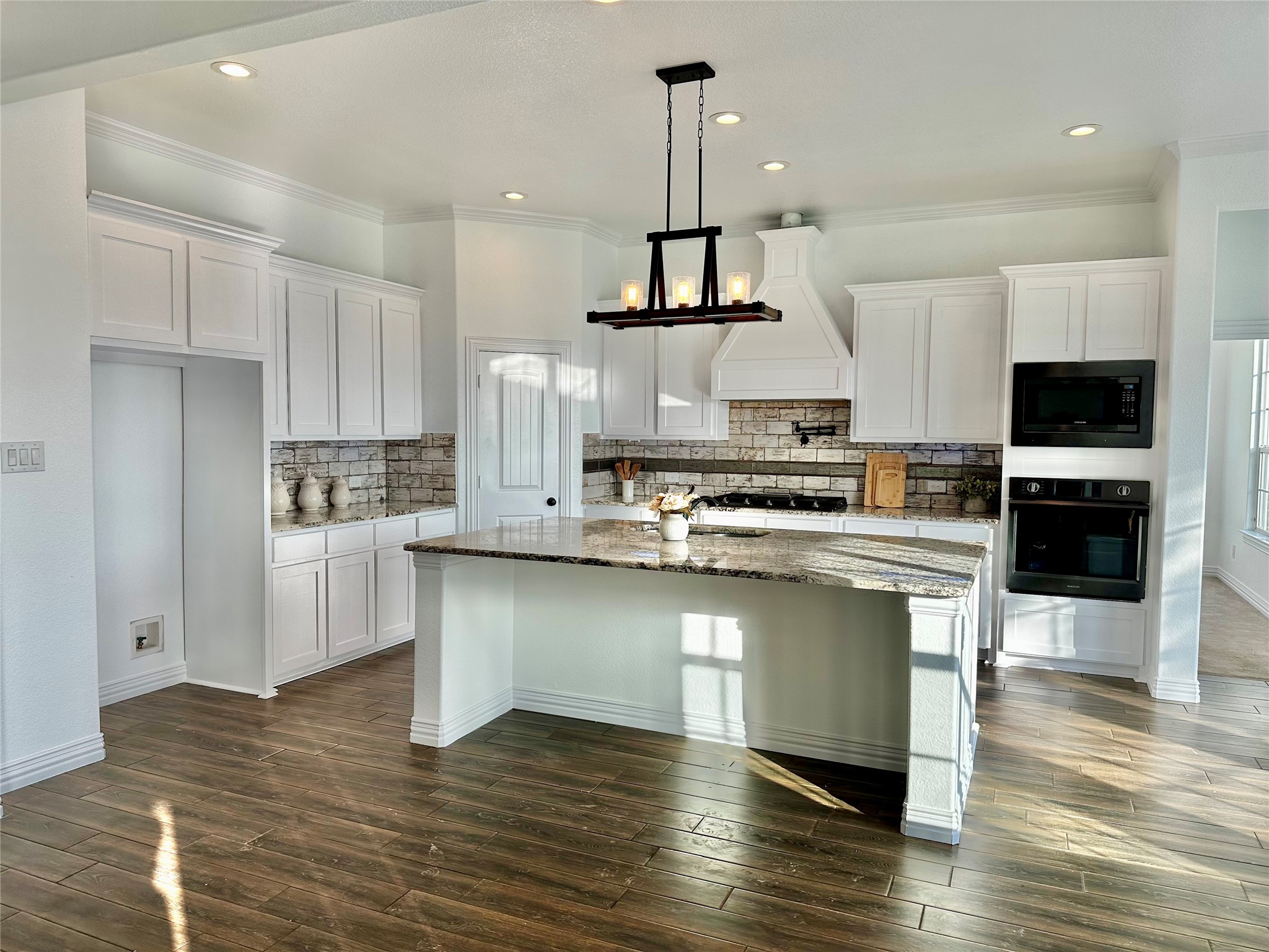 107 Rock Salt Court Springtown TX 76082