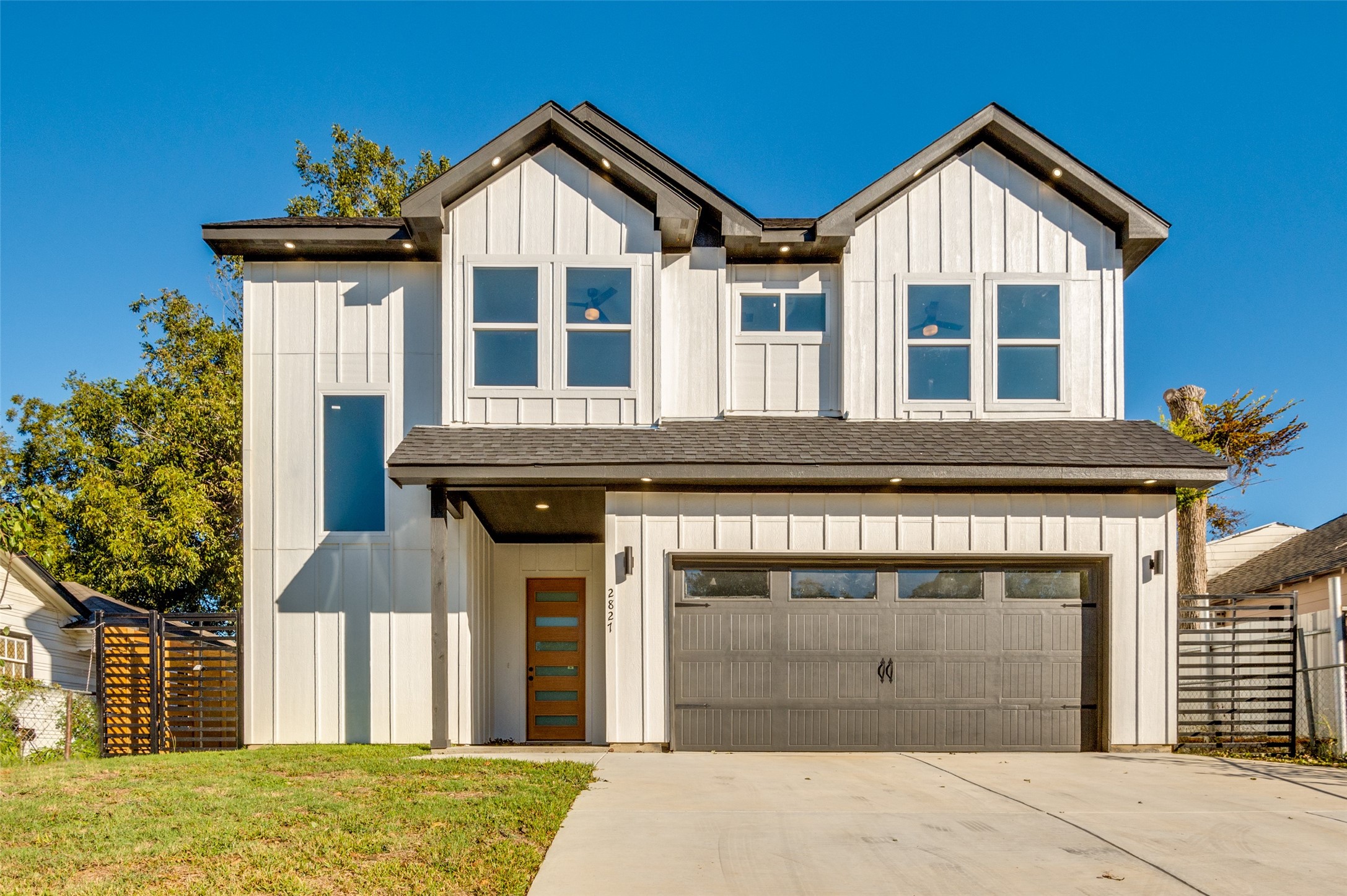 2827 Grafton Avenue Dallas TX 75211