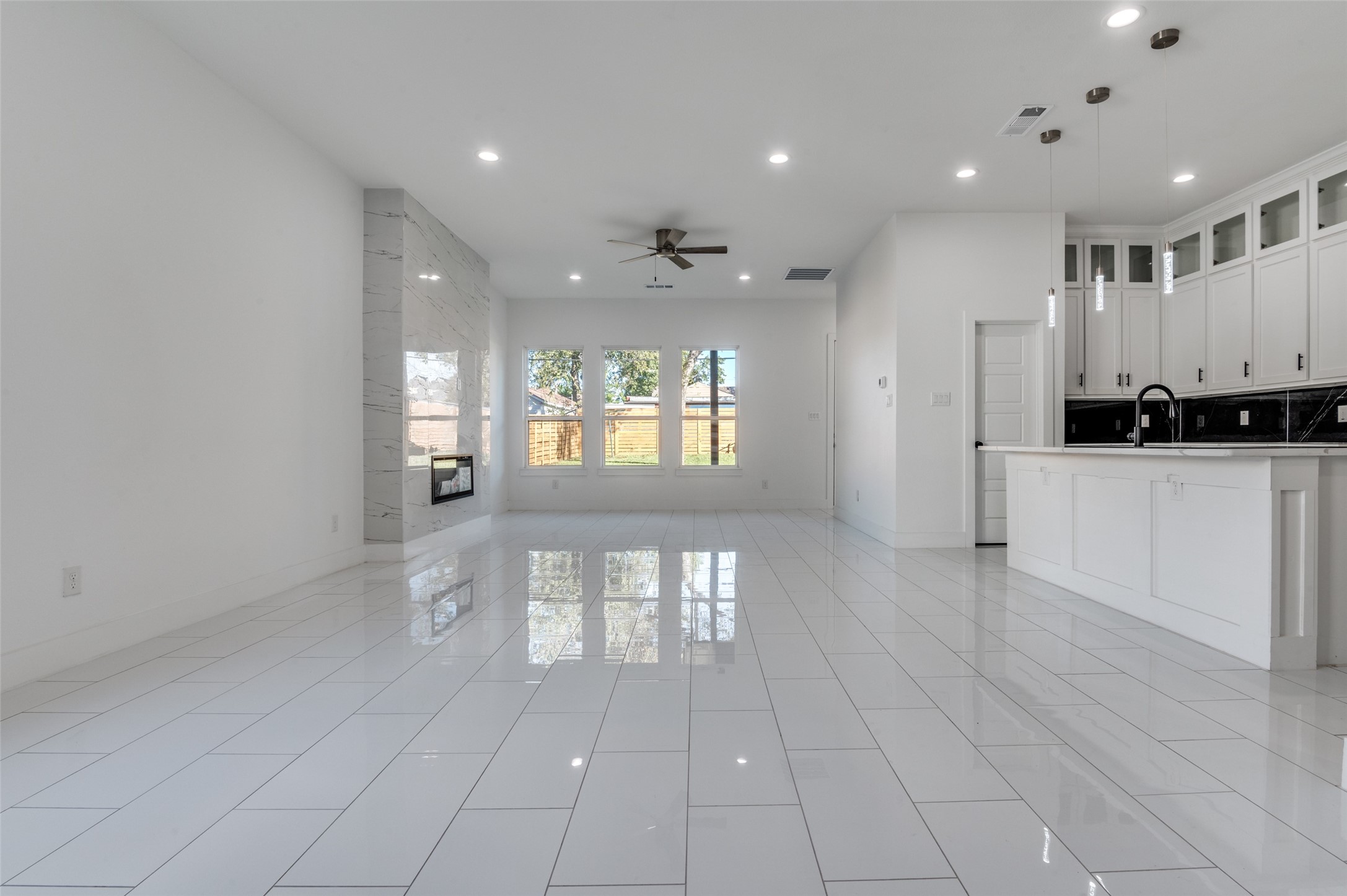 2827 Grafton Avenue Dallas TX 75211