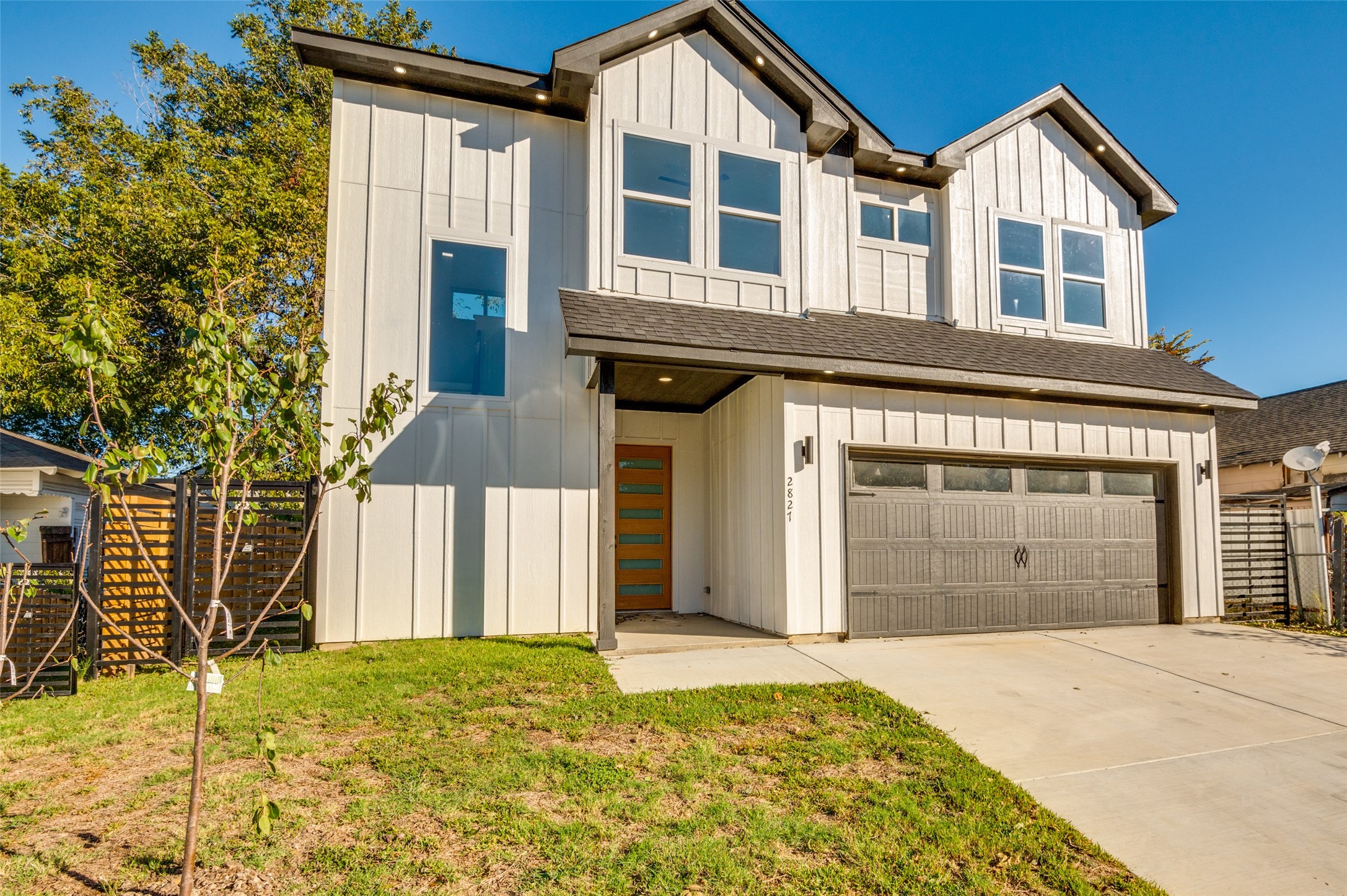 2827 Grafton Avenue Dallas TX 75211