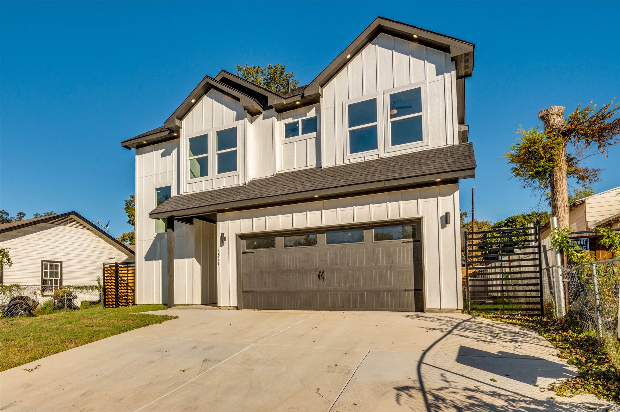 2827 Grafton Avenue Dallas TX 75211