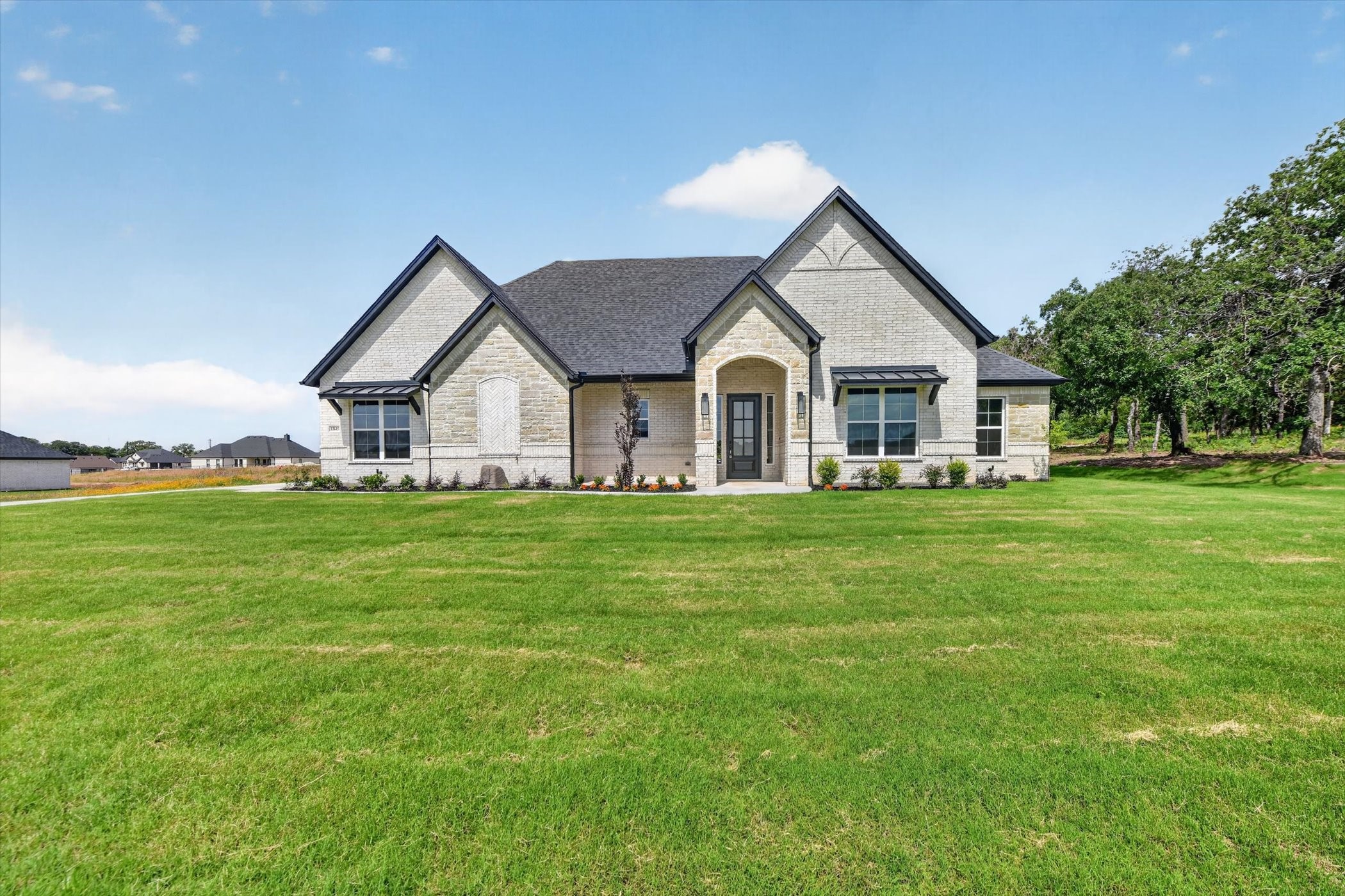 1045 Arbor Vista Drive Azle TX 76020