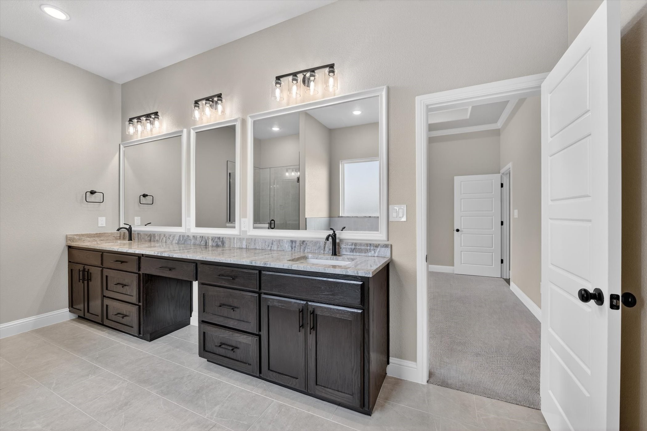 1045 Arbor Vista Drive Azle TX 76020