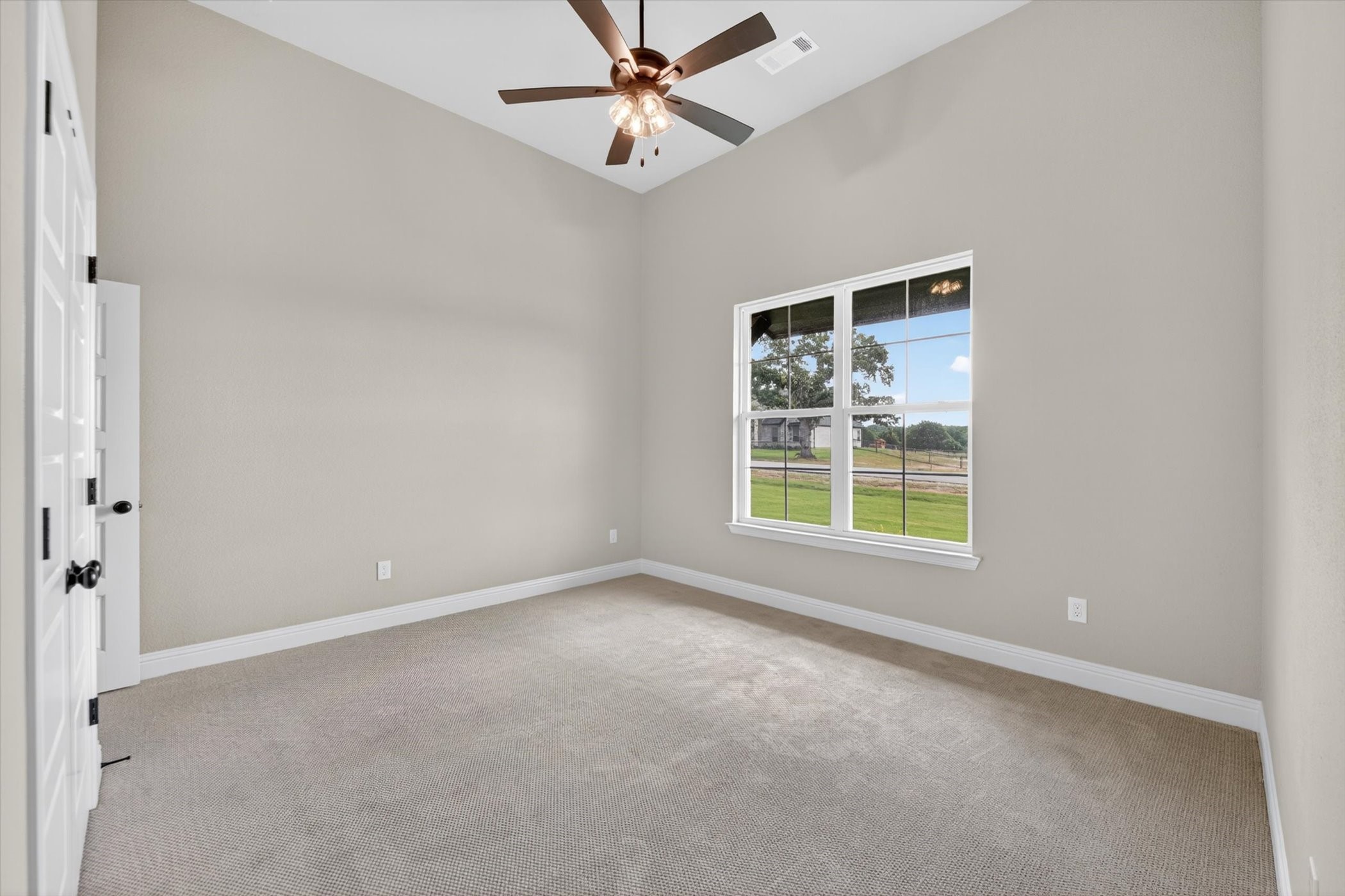 1045 Arbor Vista Drive Azle TX 76020