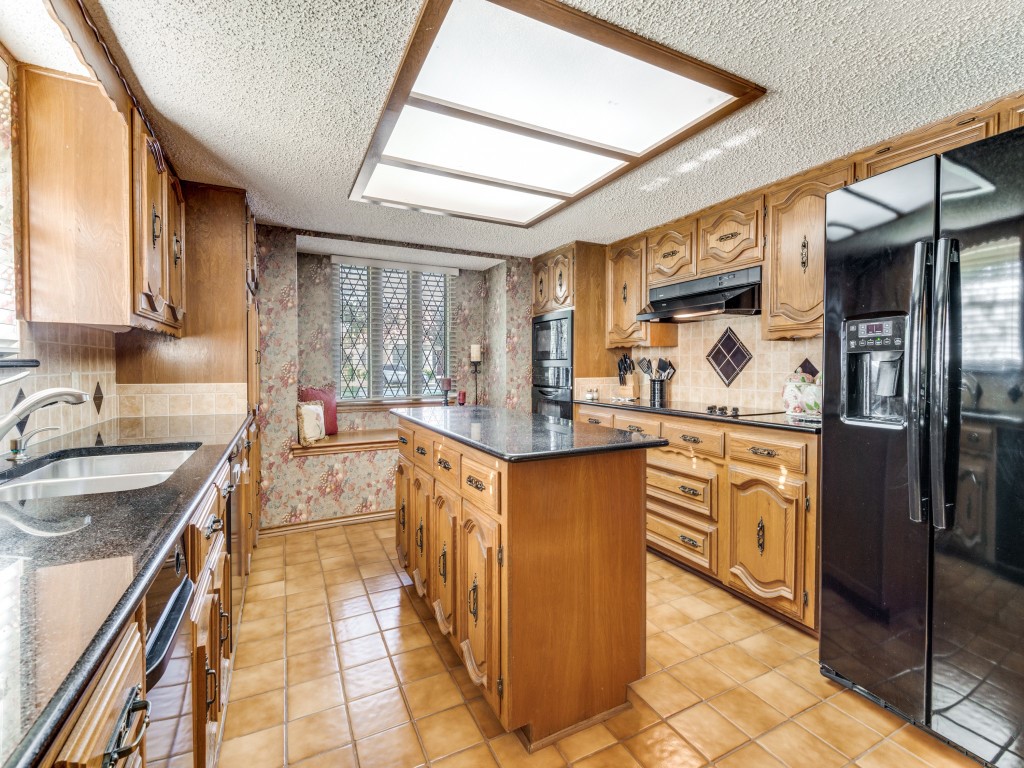 621 San Juan Court Irving TX 75062