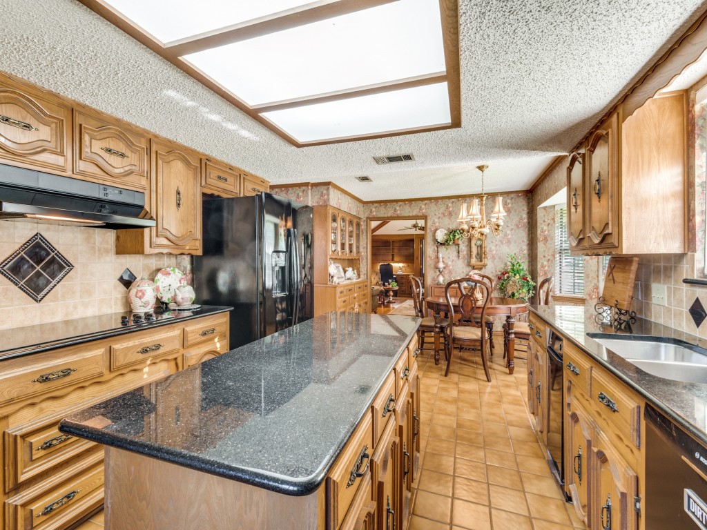 621 San Juan Court Irving TX 75062