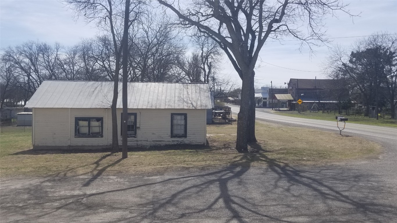601 Main Street Blanket TX 76432
