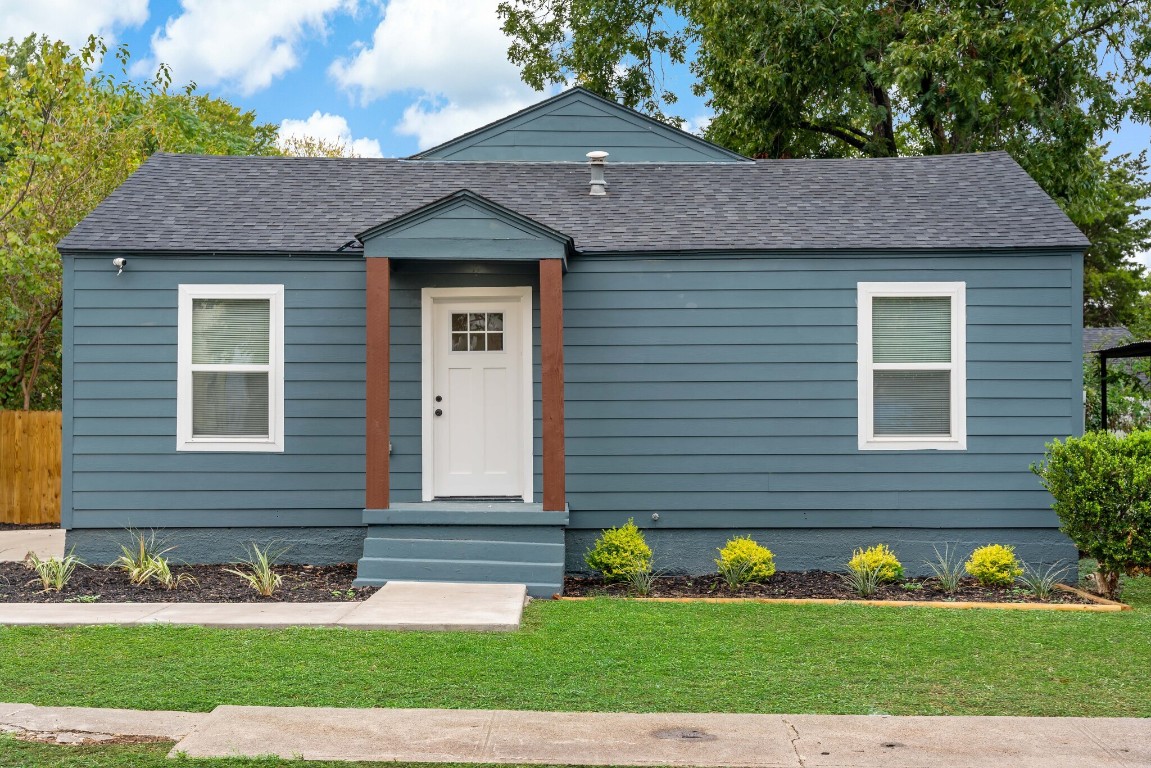 2707 Bentley Avenue Dallas TX 75211