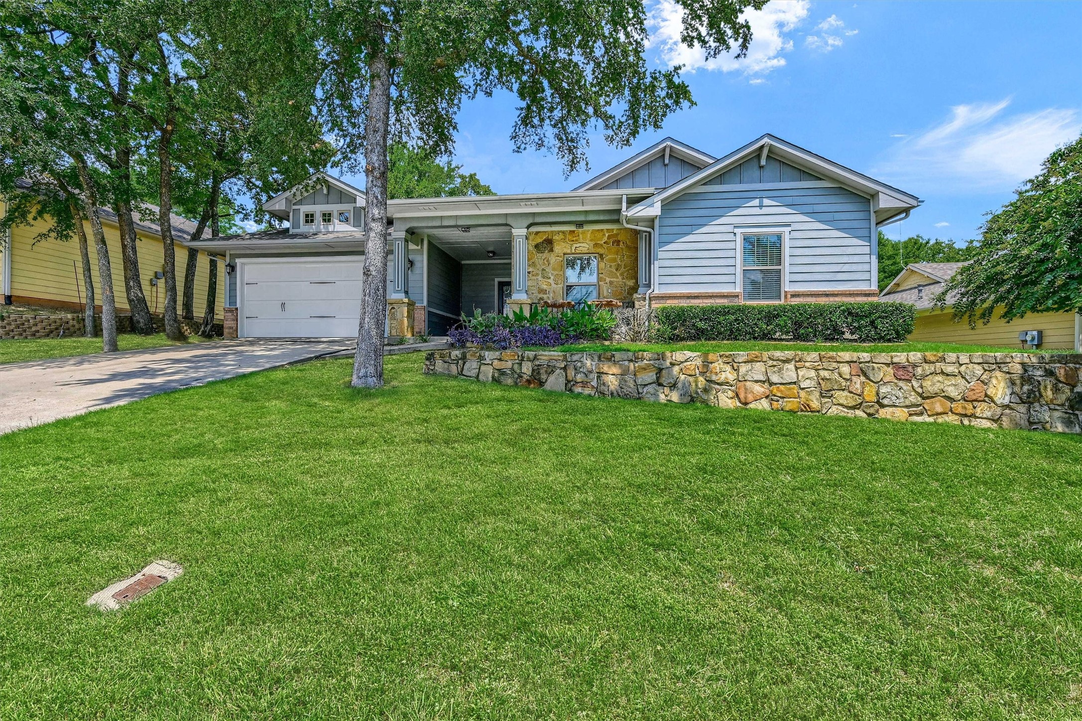1807 Woodland Park Drive Denison TX 75020