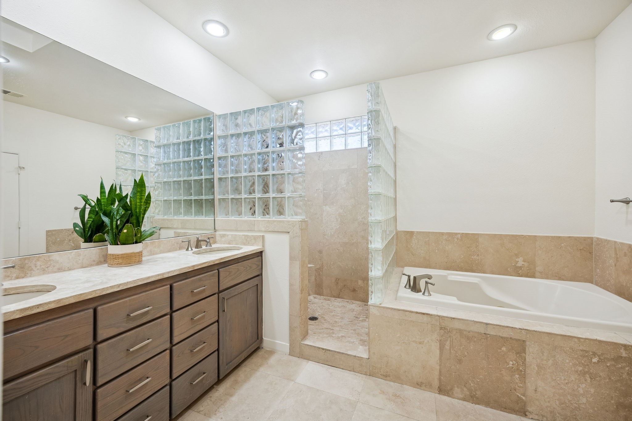 5612 Ventana Trail Dallas TX 75252