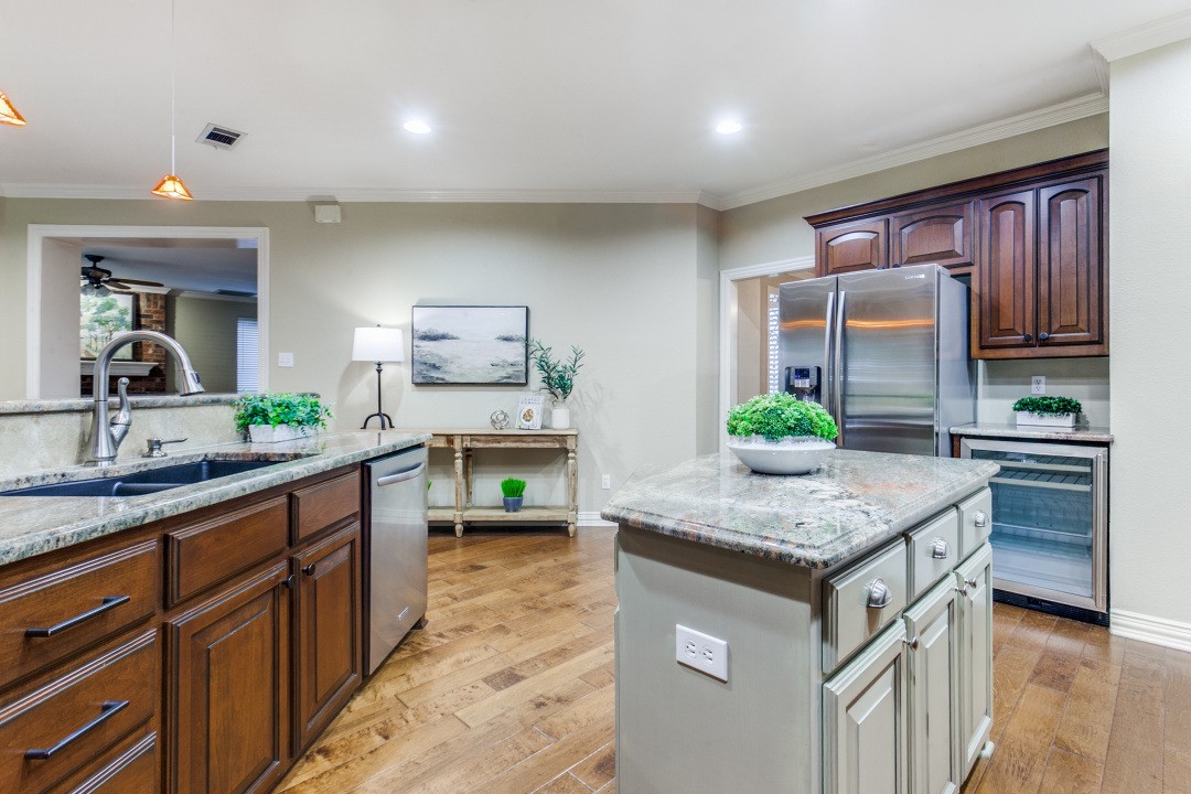 3840 Walden Way Dallas TX 75287