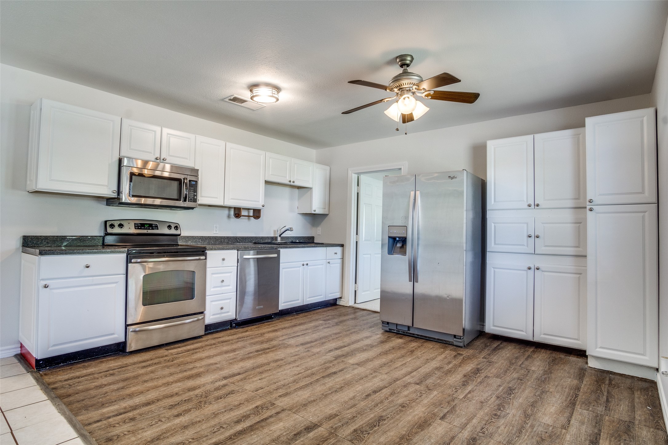 110 Woodmont Drive Weatherford TX 76087
