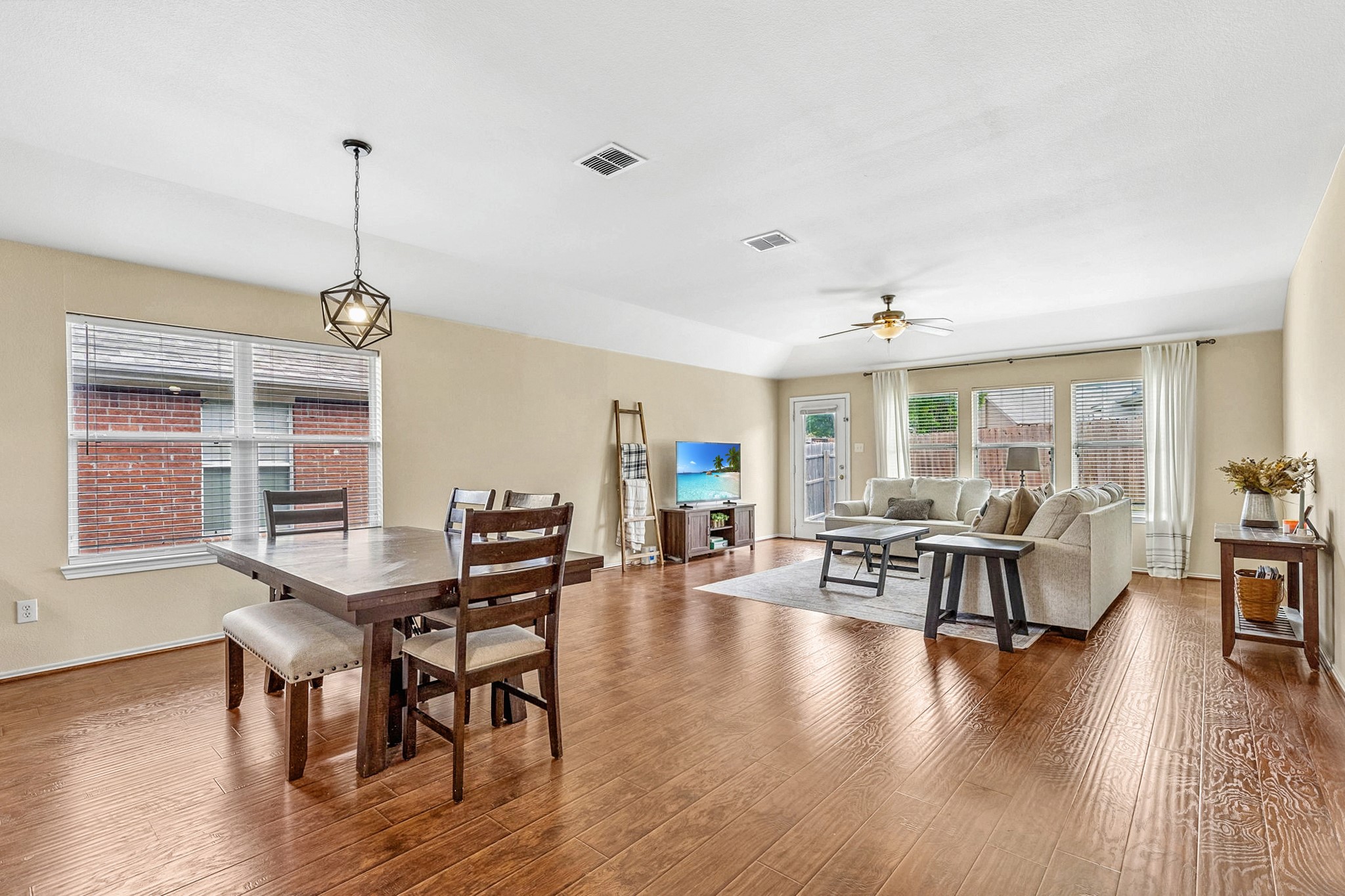 1682 Chukar Drive Aubrey TX 76227