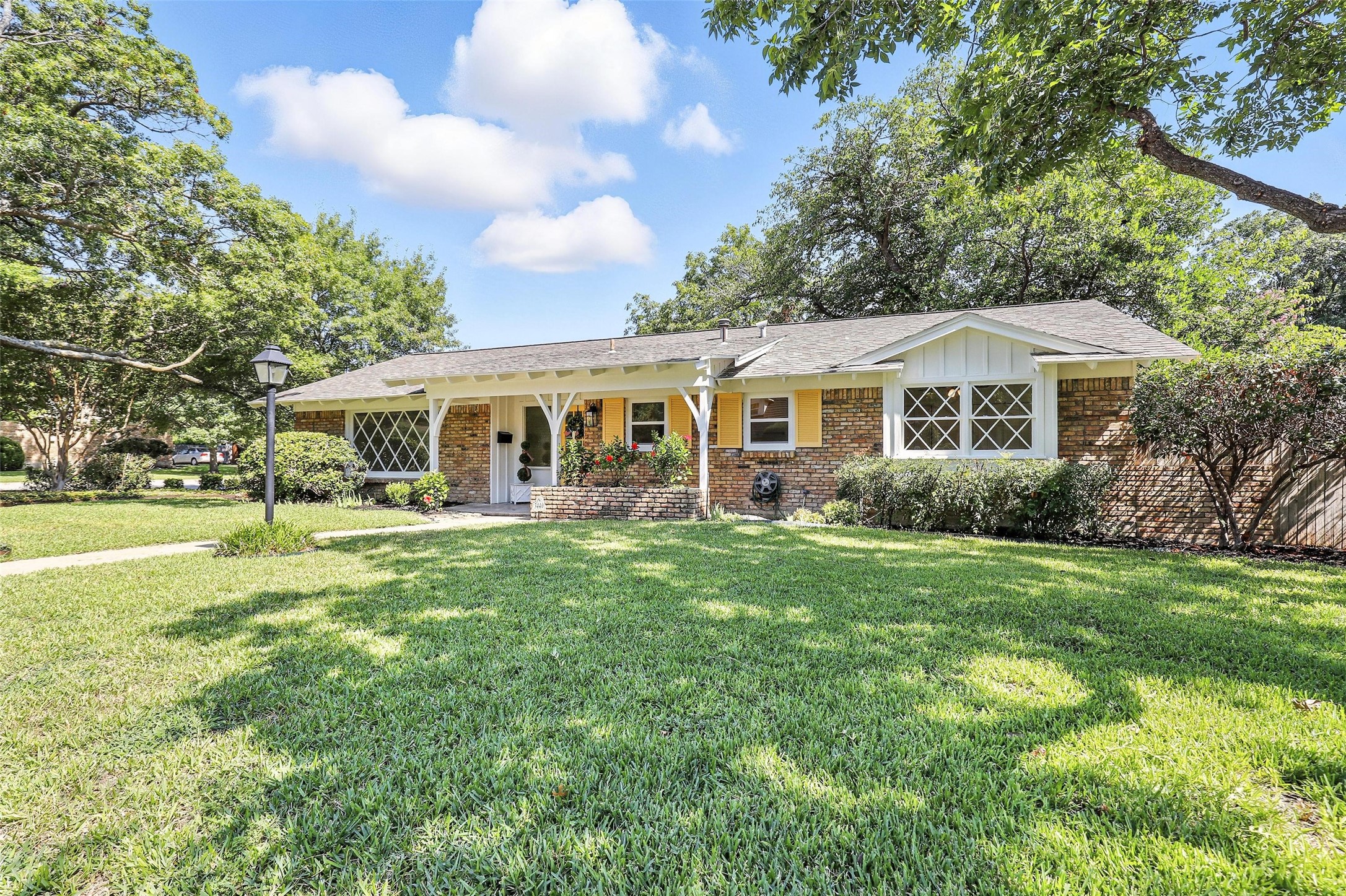 3440 Wren Avenue Fort Worth TX 76133