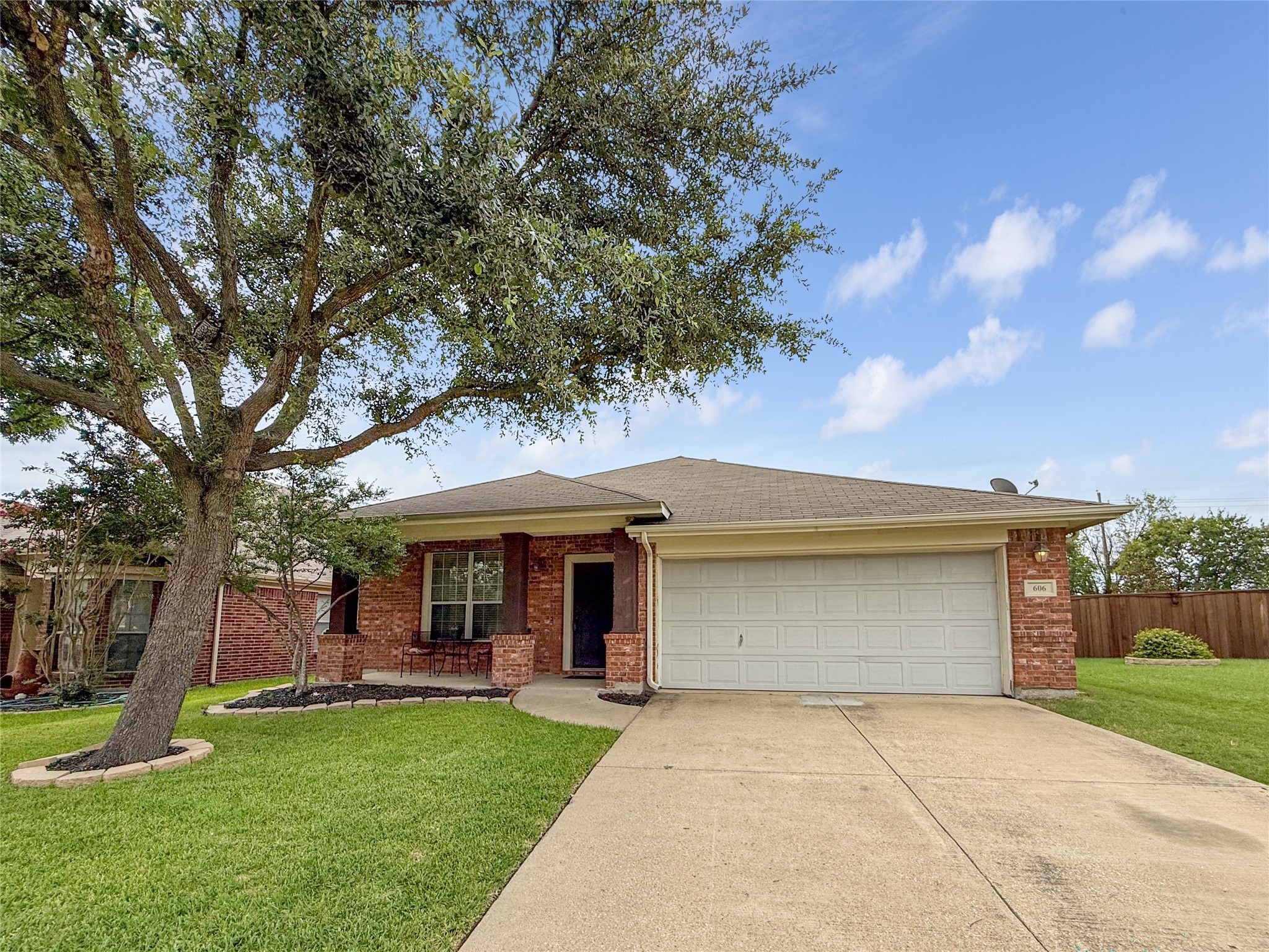 606 Sourwood Lane Fate TX 75087