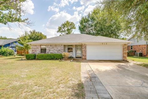 912 Hollow Creek Road Burleson TX 76028