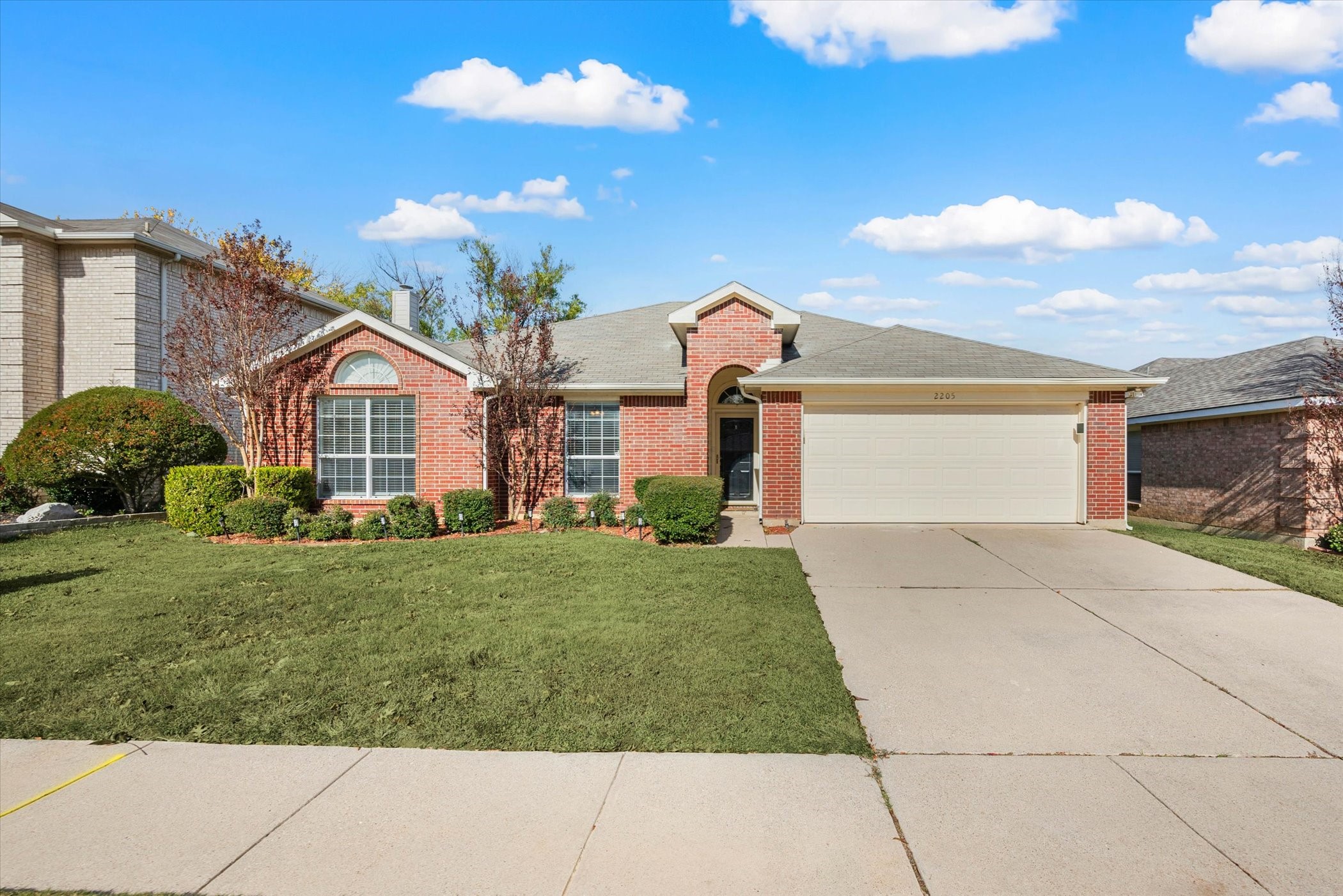 2205 Green Creek Drive Arlington TX 76001